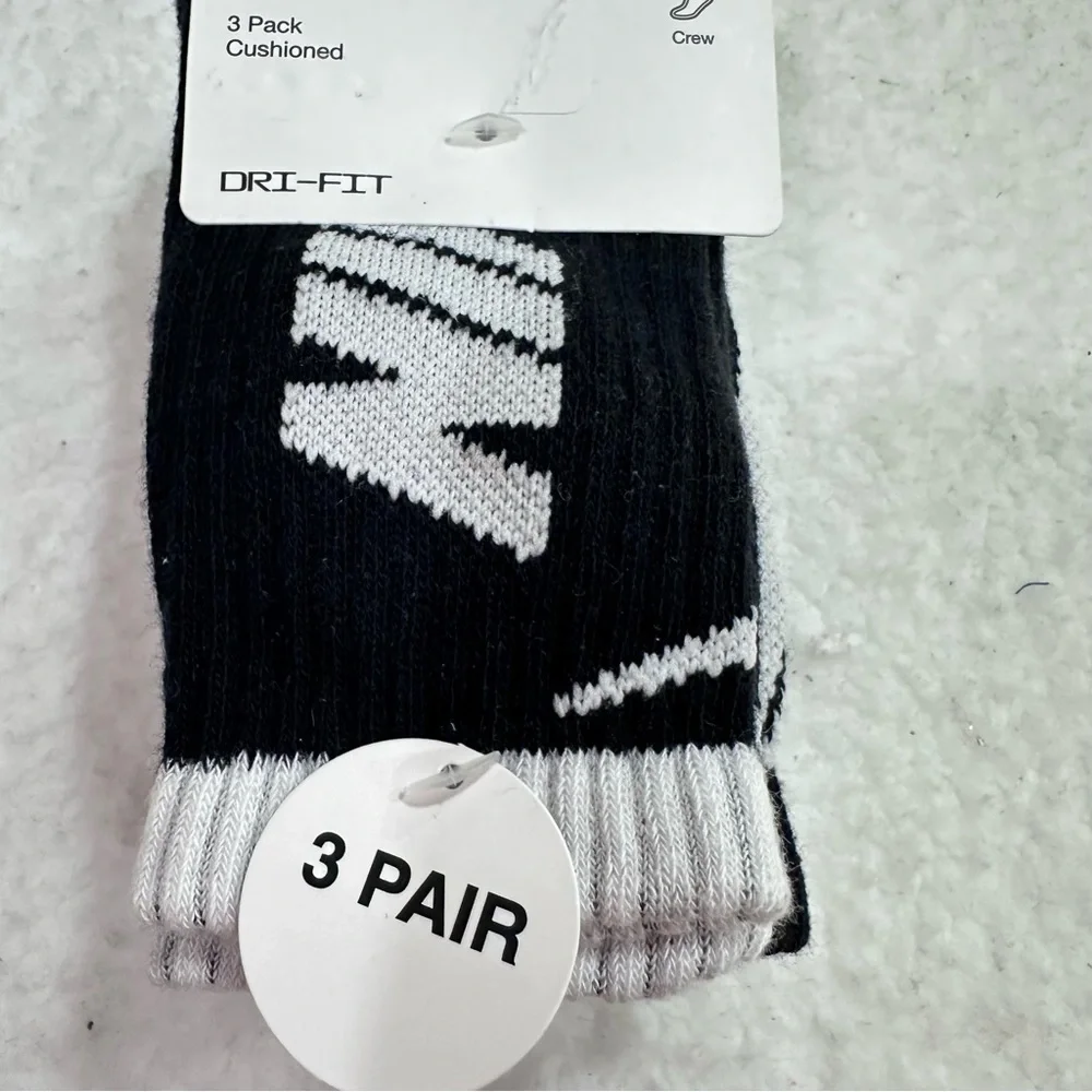 Nike pair white